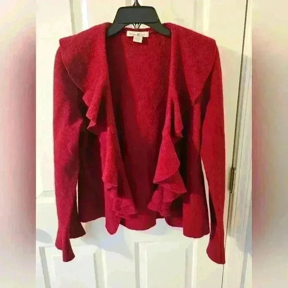 Susan Bristol 100% wool sweater cardigan ruffle size M - Picture 4 of 6